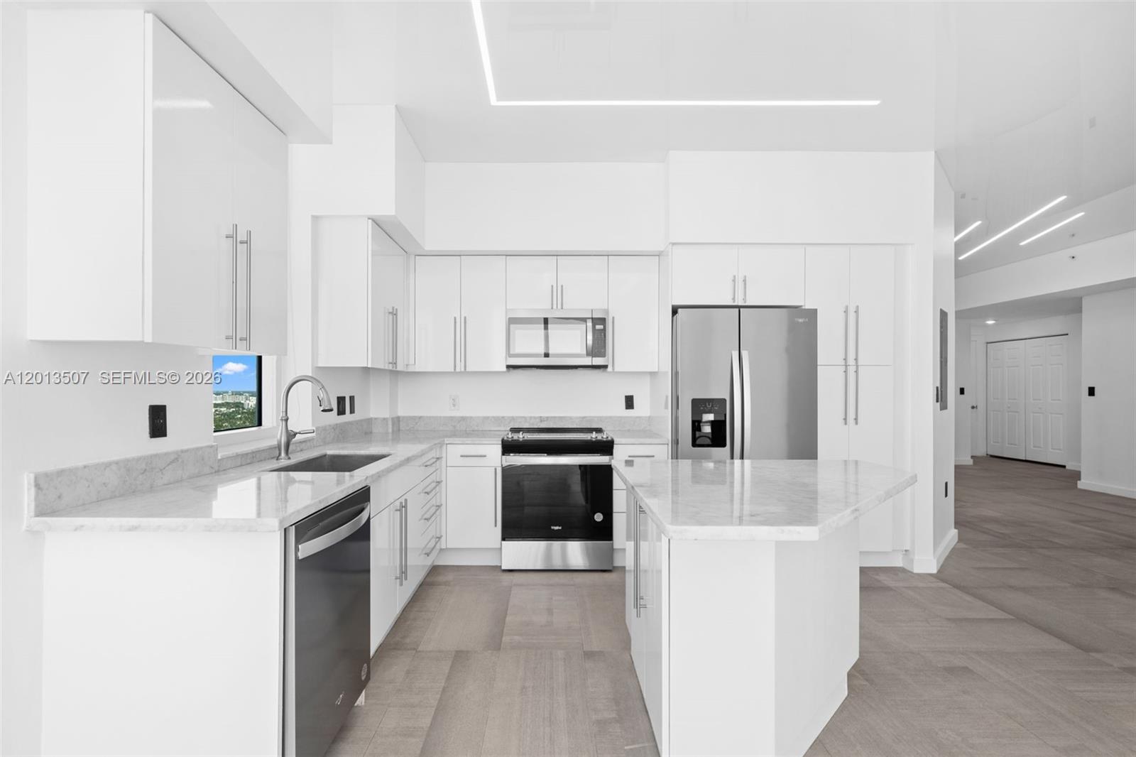 Duo Condominium West