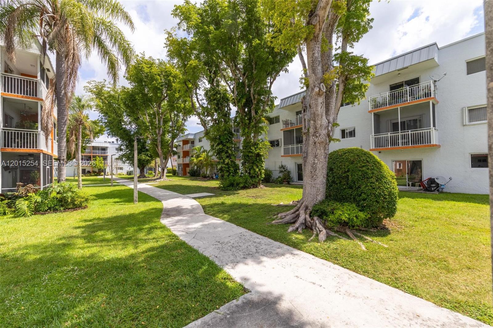 Caribbean Gardens Condo