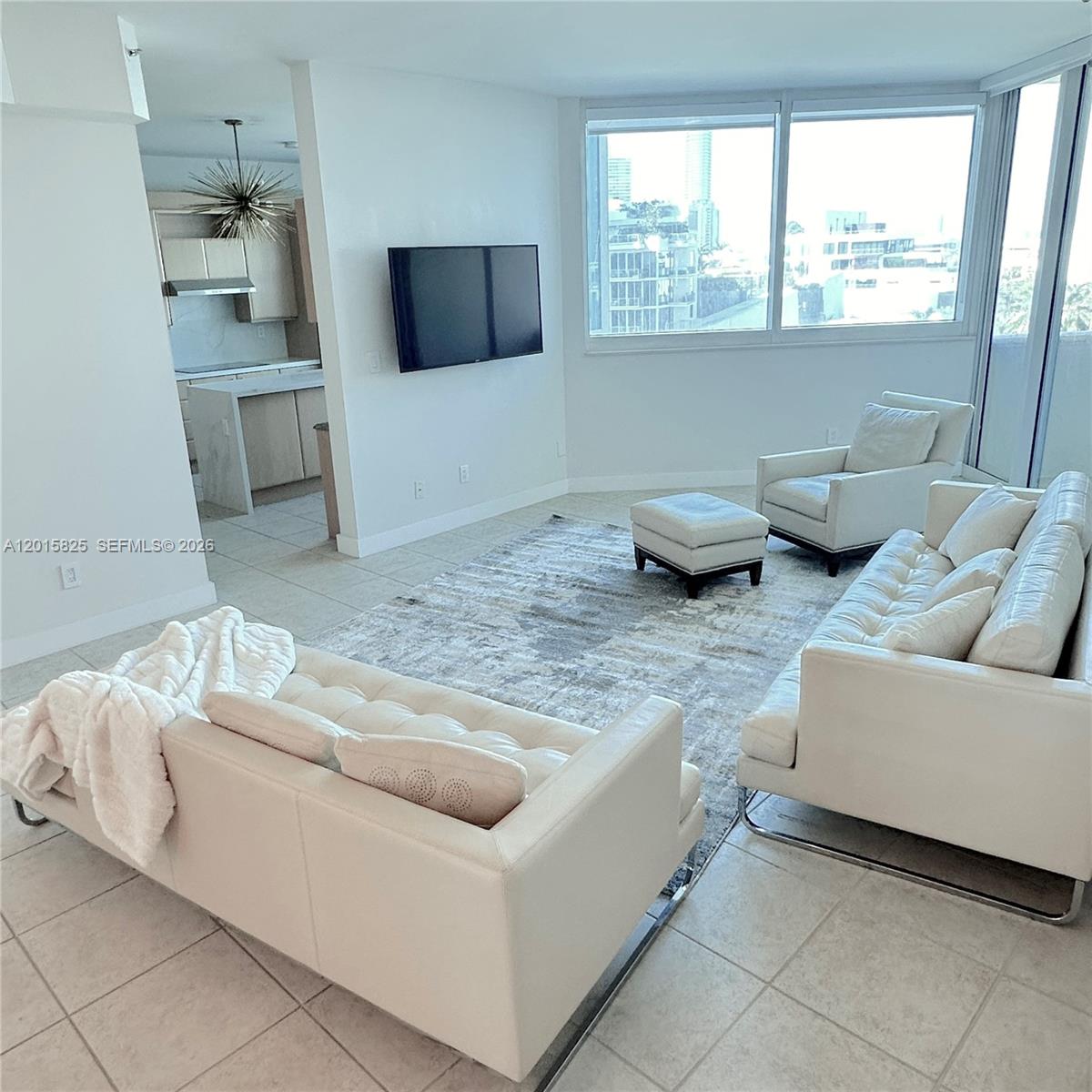 300 S Pointe Dr #704, Miami Beach FL 33139