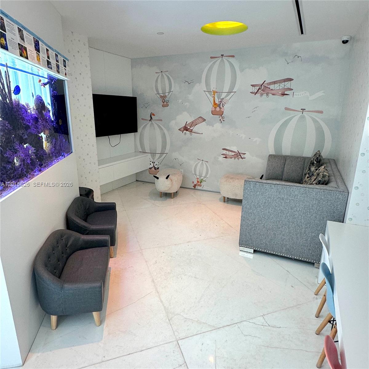 300 S Pointe Dr #704, Miami Beach FL 33139