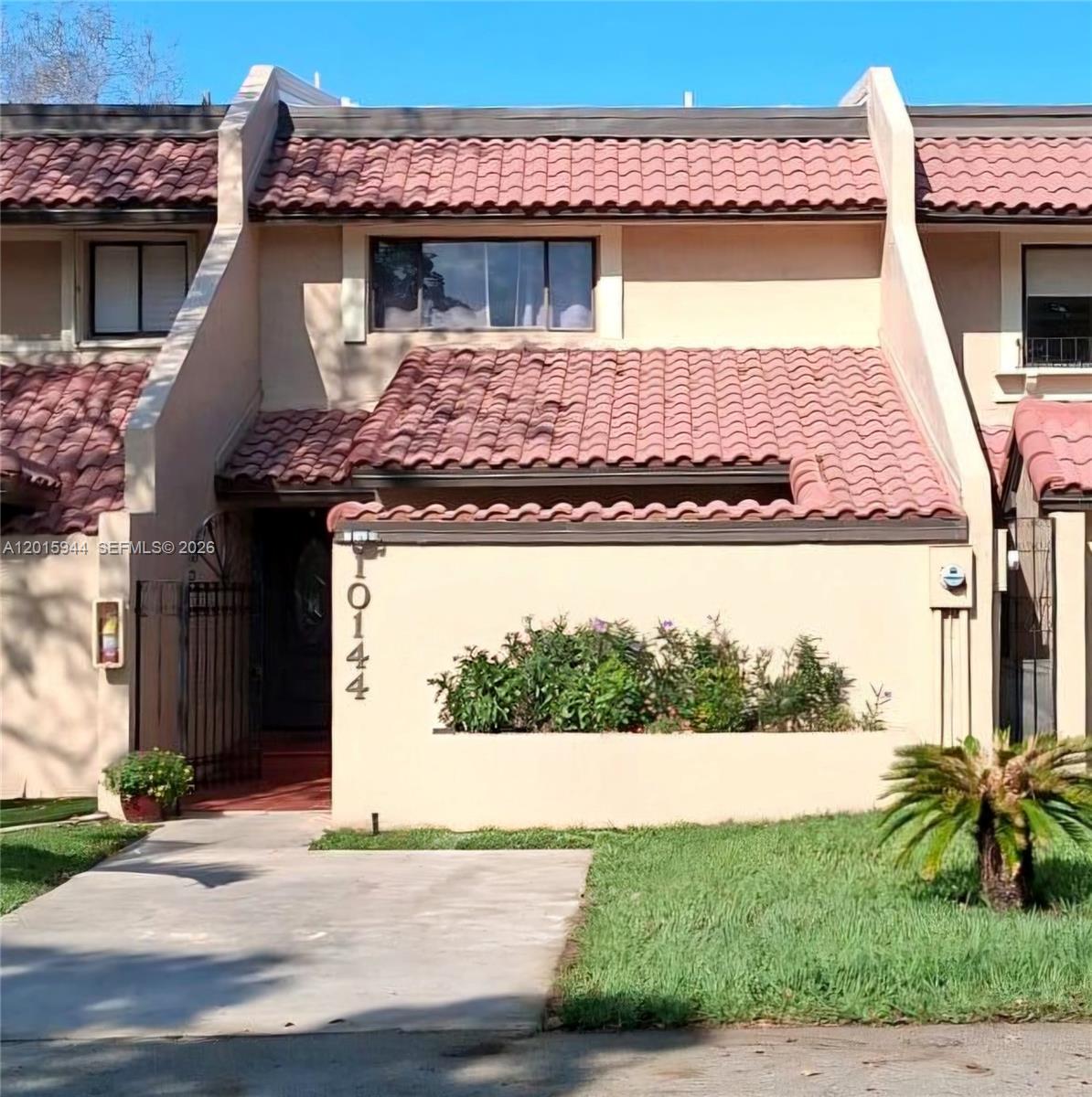 Costa Del Sol Condo K