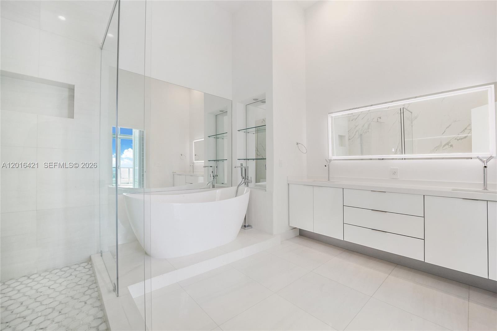 Property photo # 2
