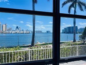 Mystic Pointe Condo No Th