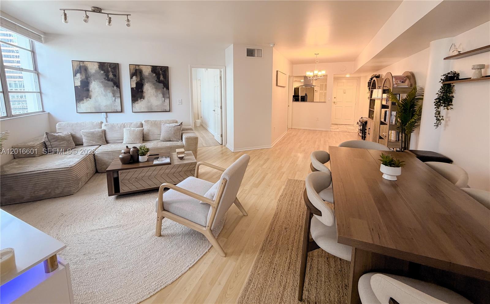 Property photo # 0