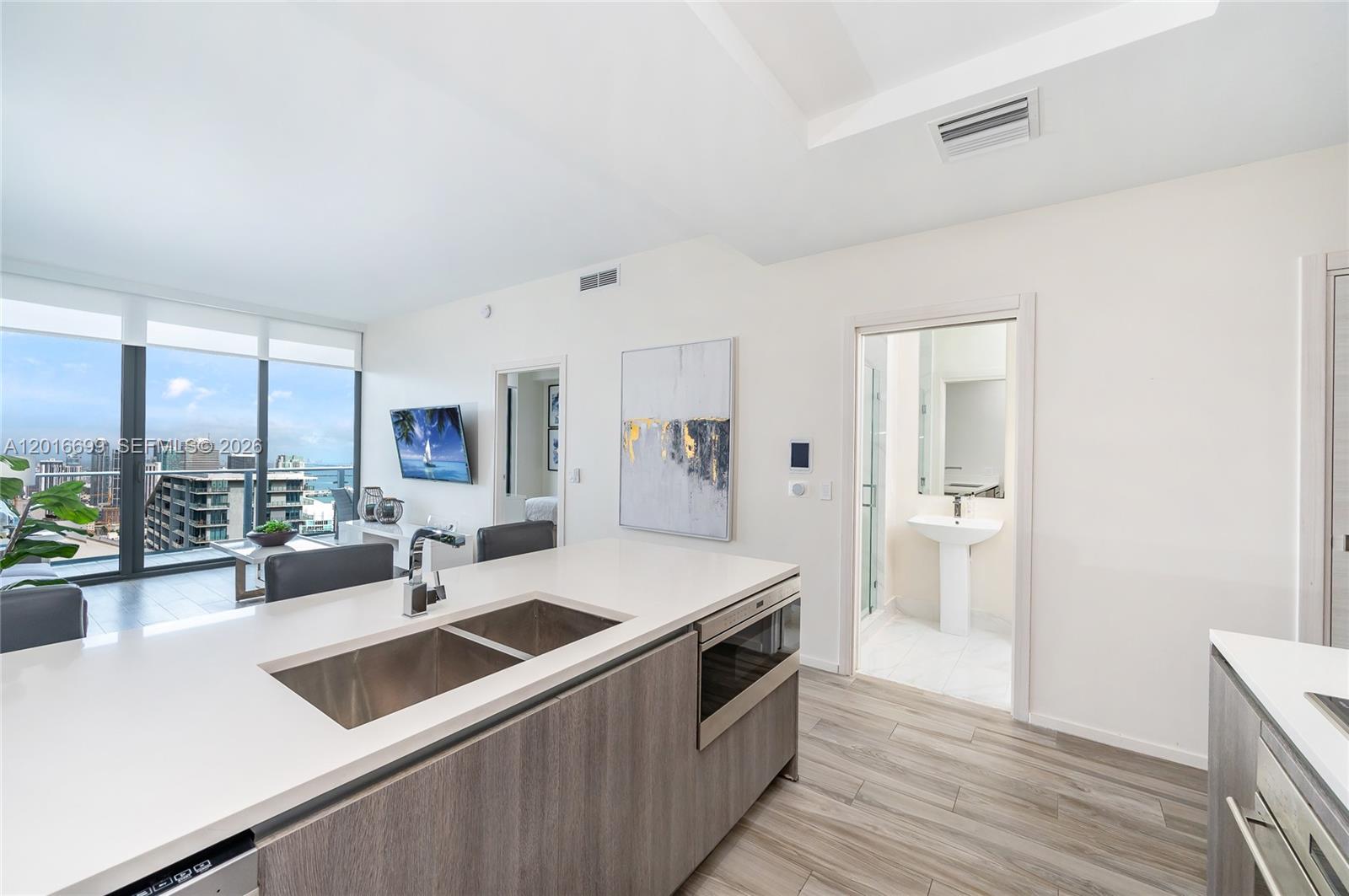 Property photo # 4
