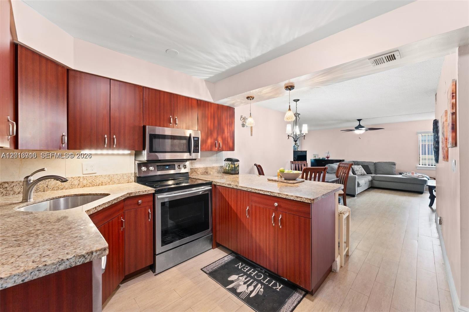 Property photo # 9