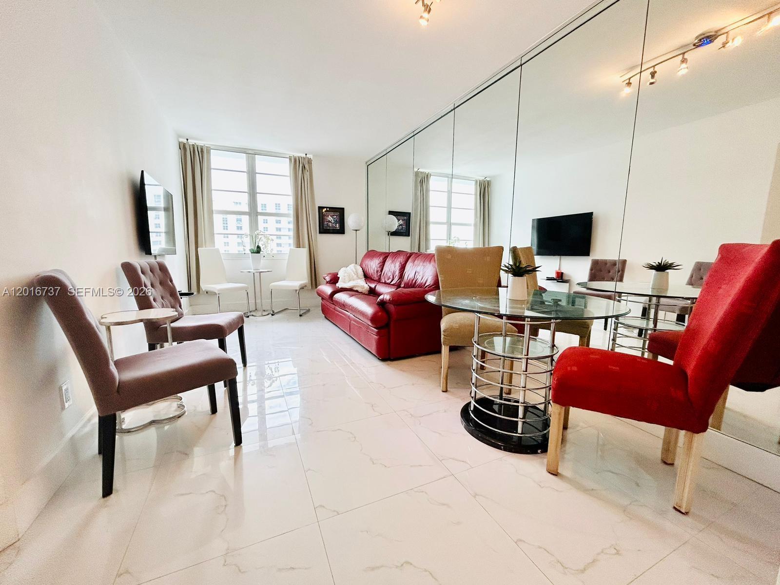 The Decoplage Condo