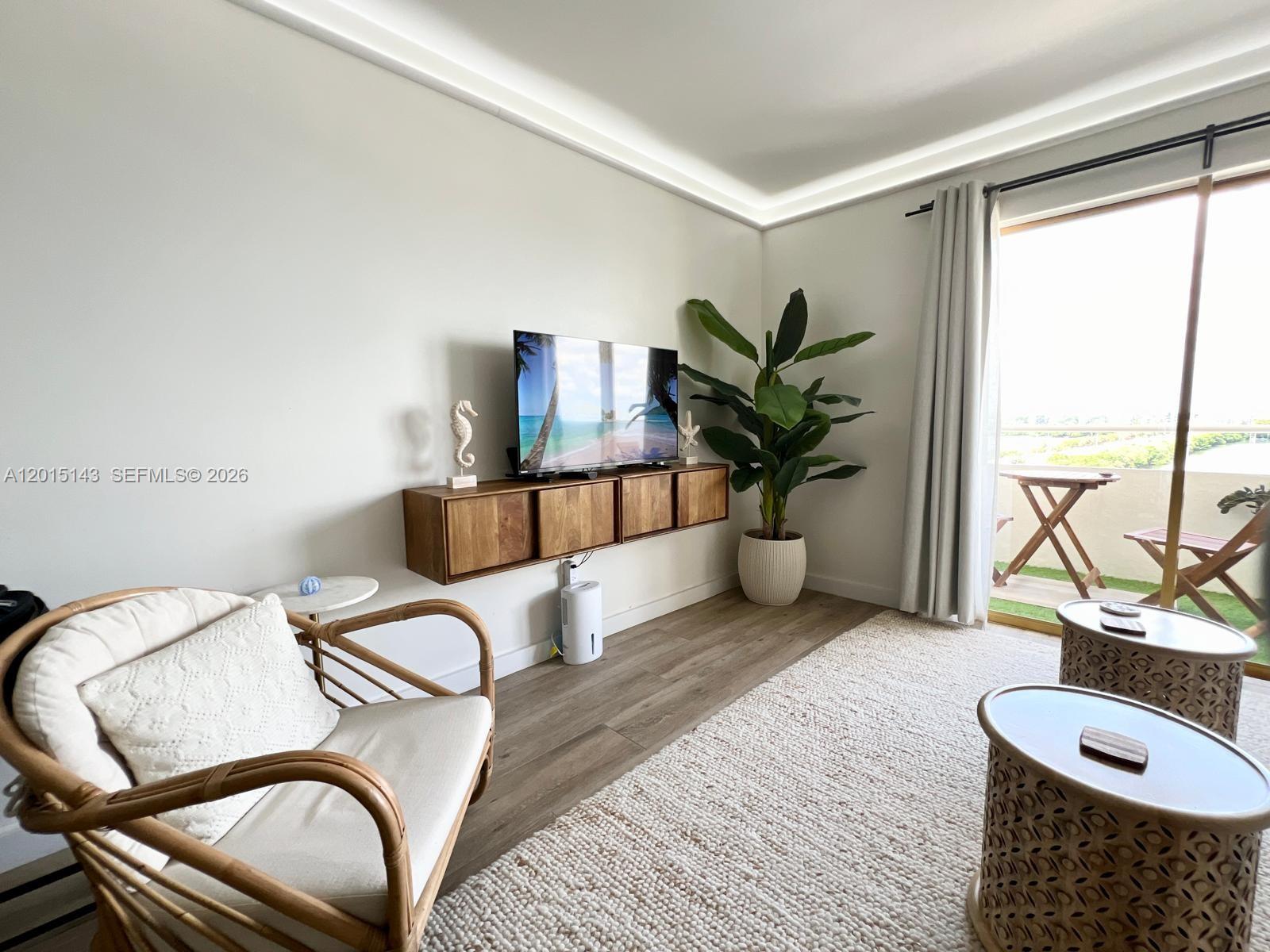 Property photo # 8