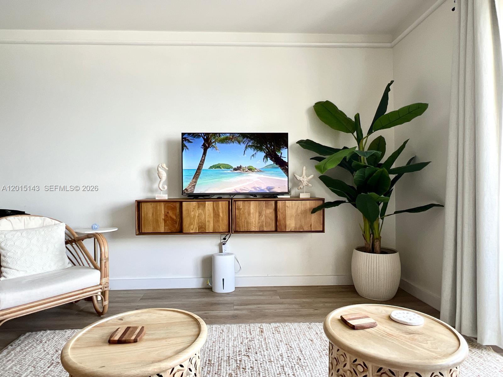 Property photo # 4
