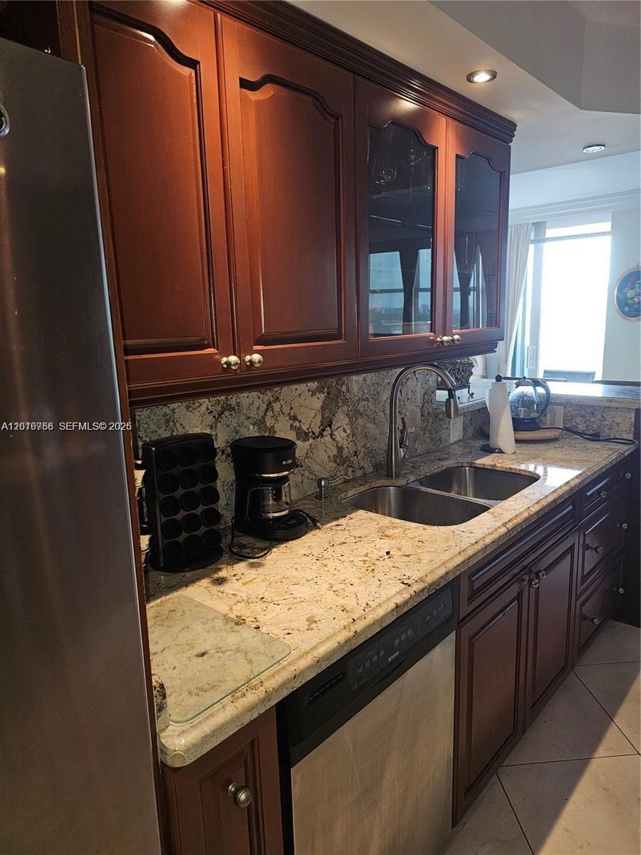 Property photo # 4