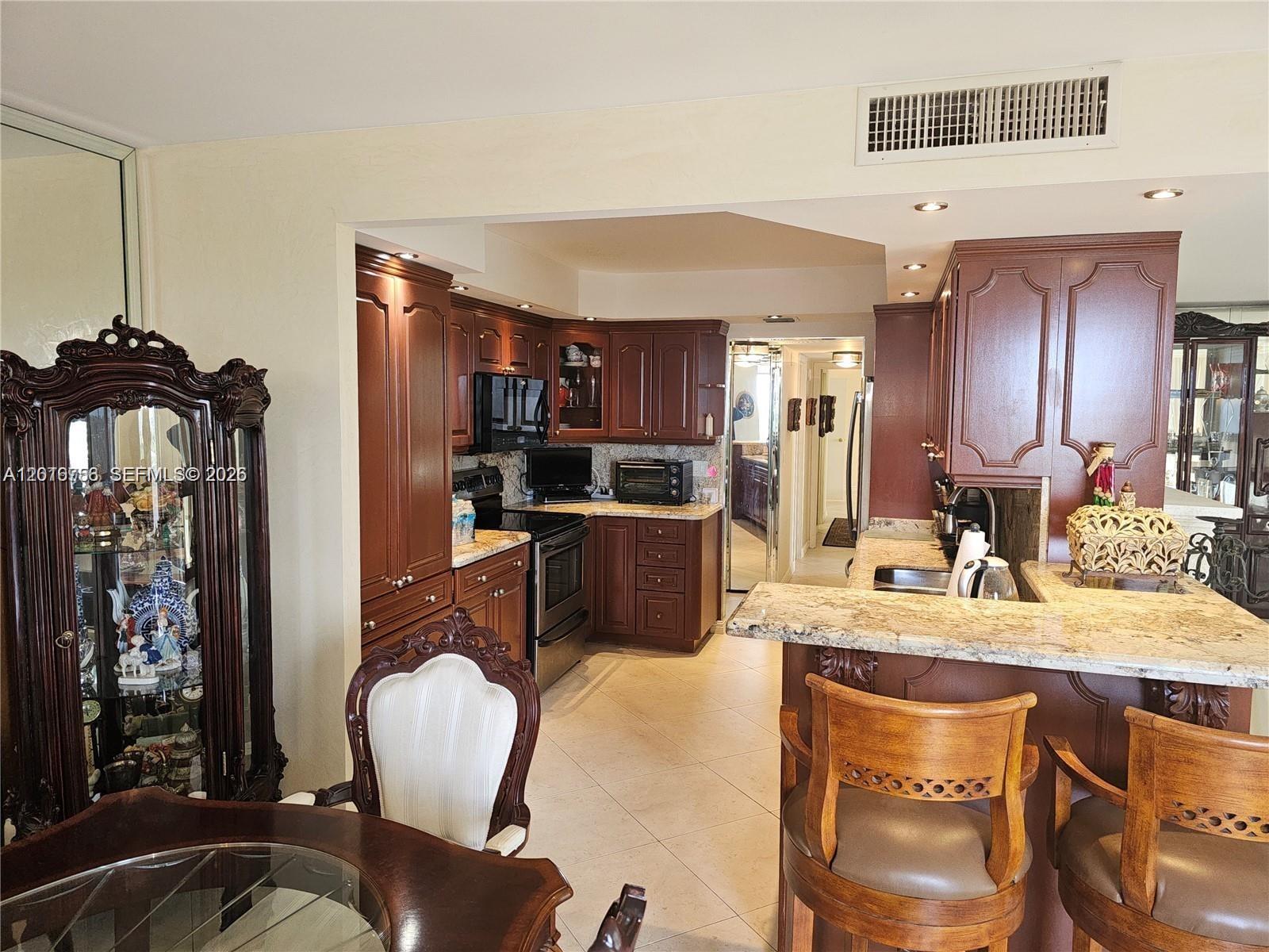 Property photo # 2