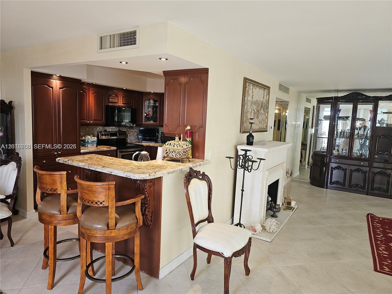 Property photo # 9