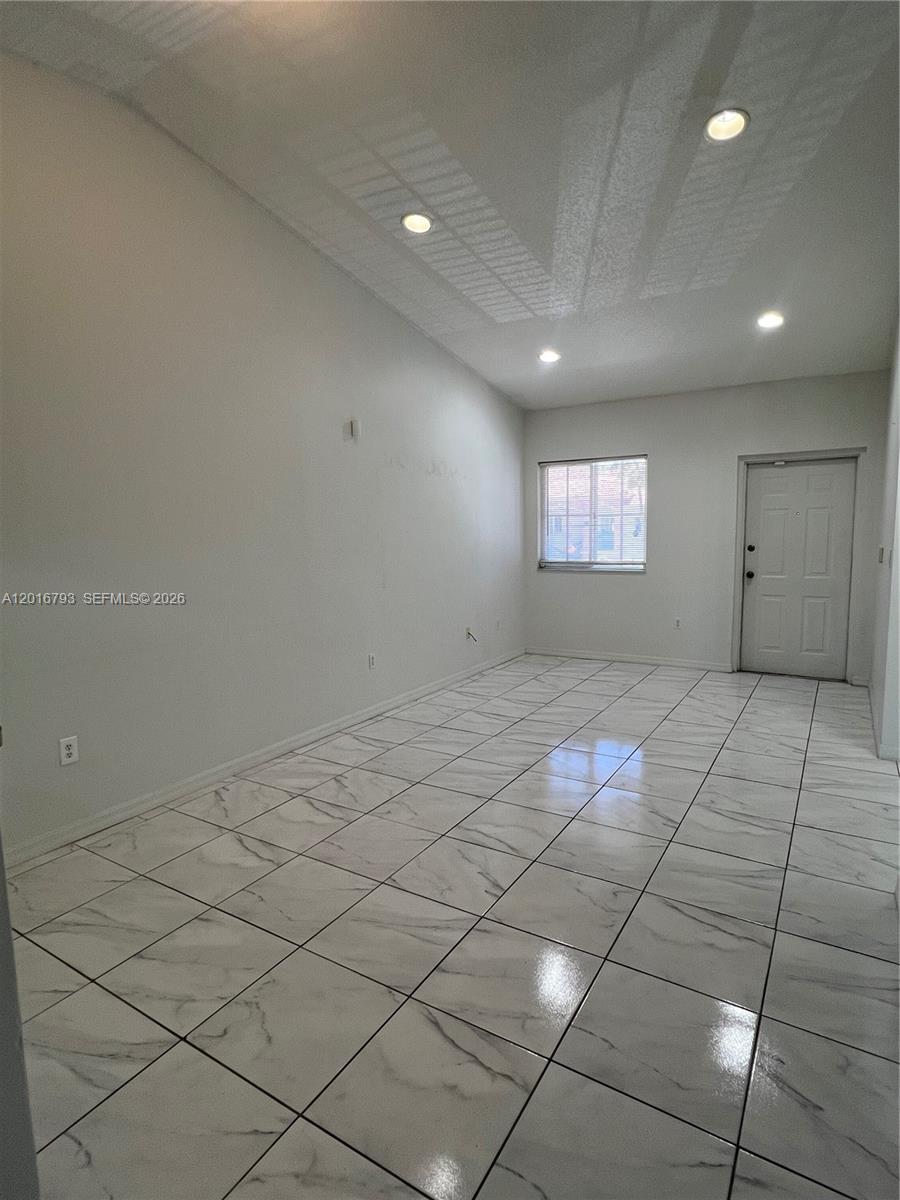 Venetia Gardens South Con