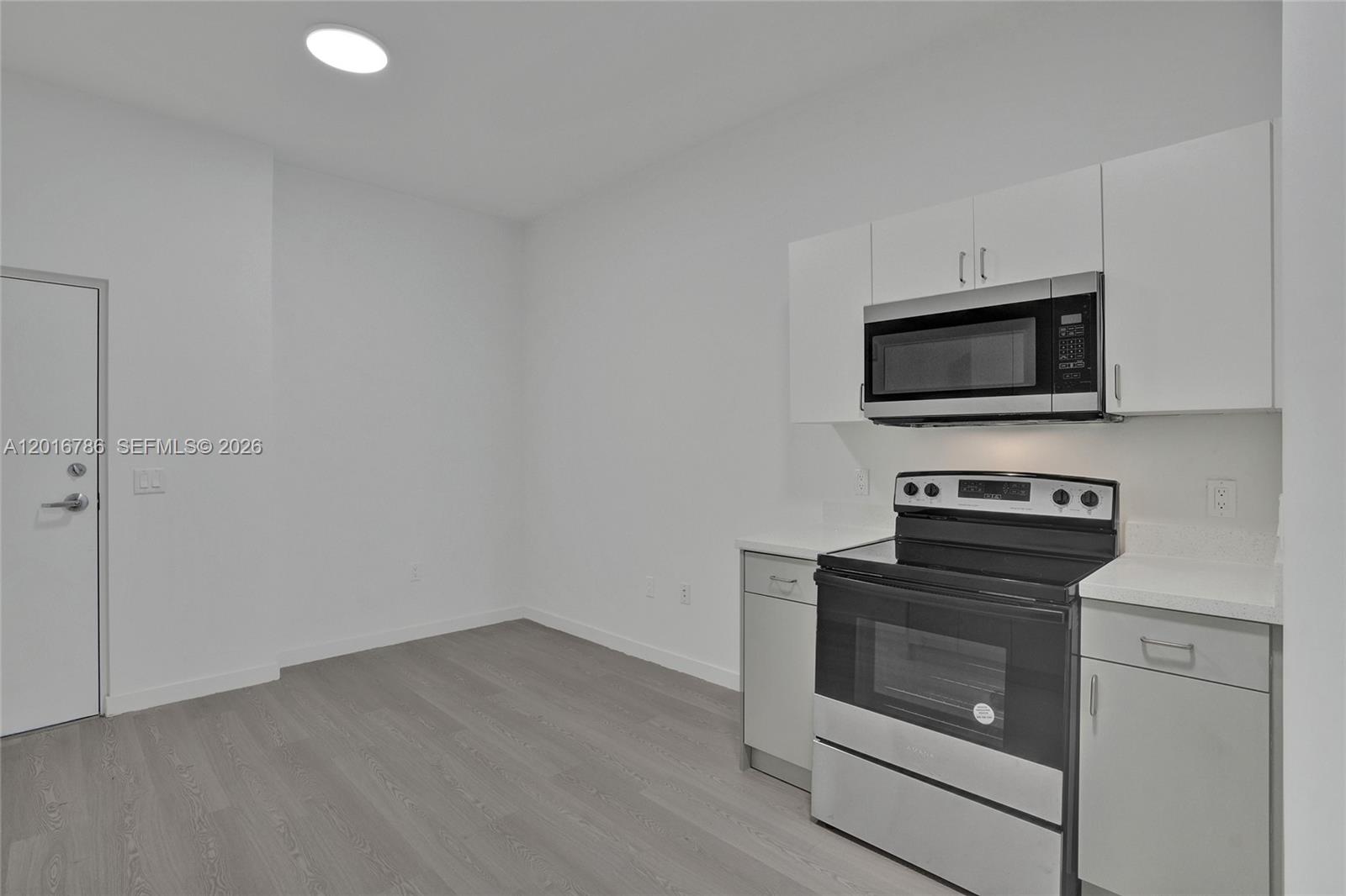 Property photo # 4