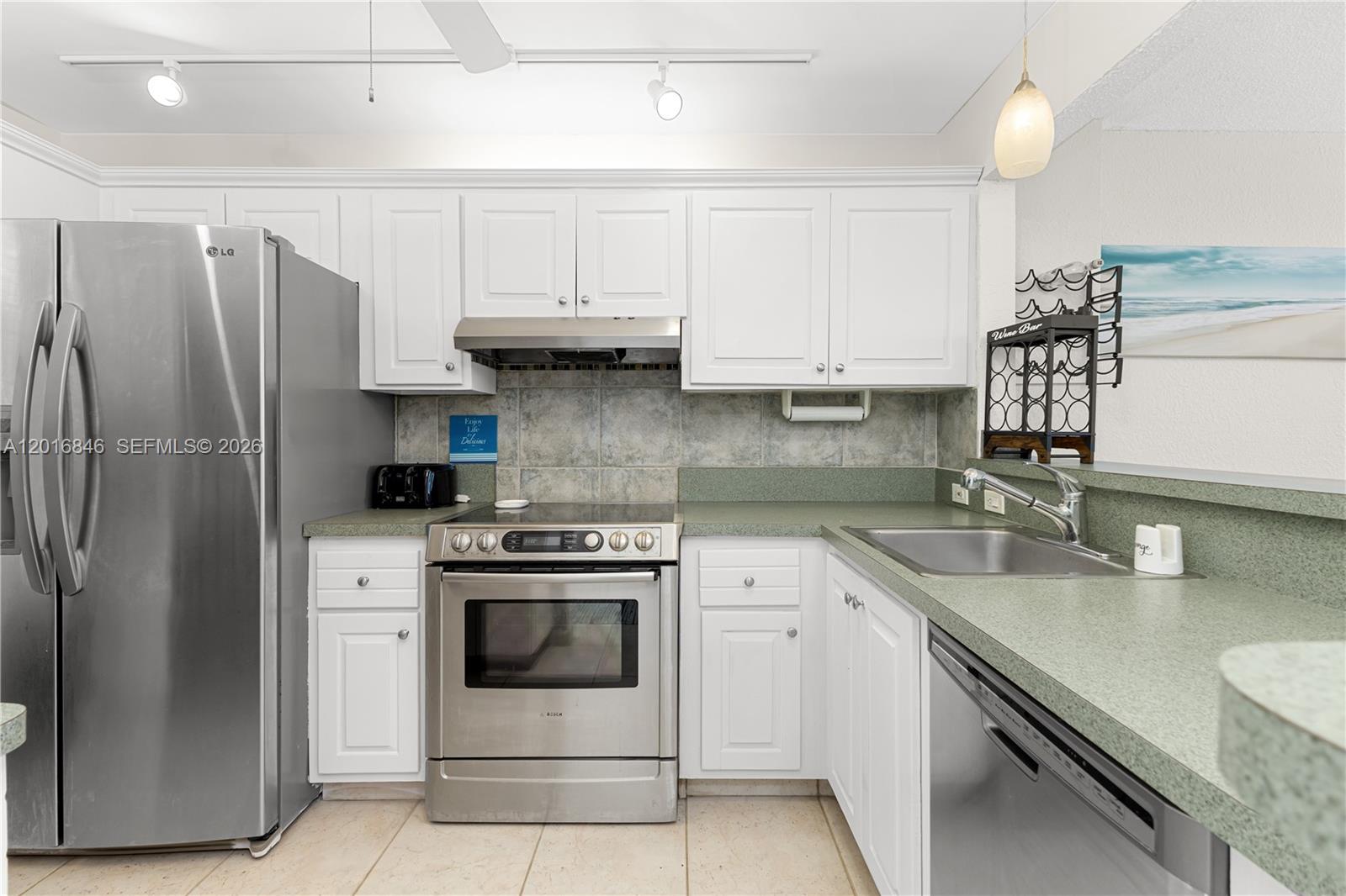 Property photo # 7