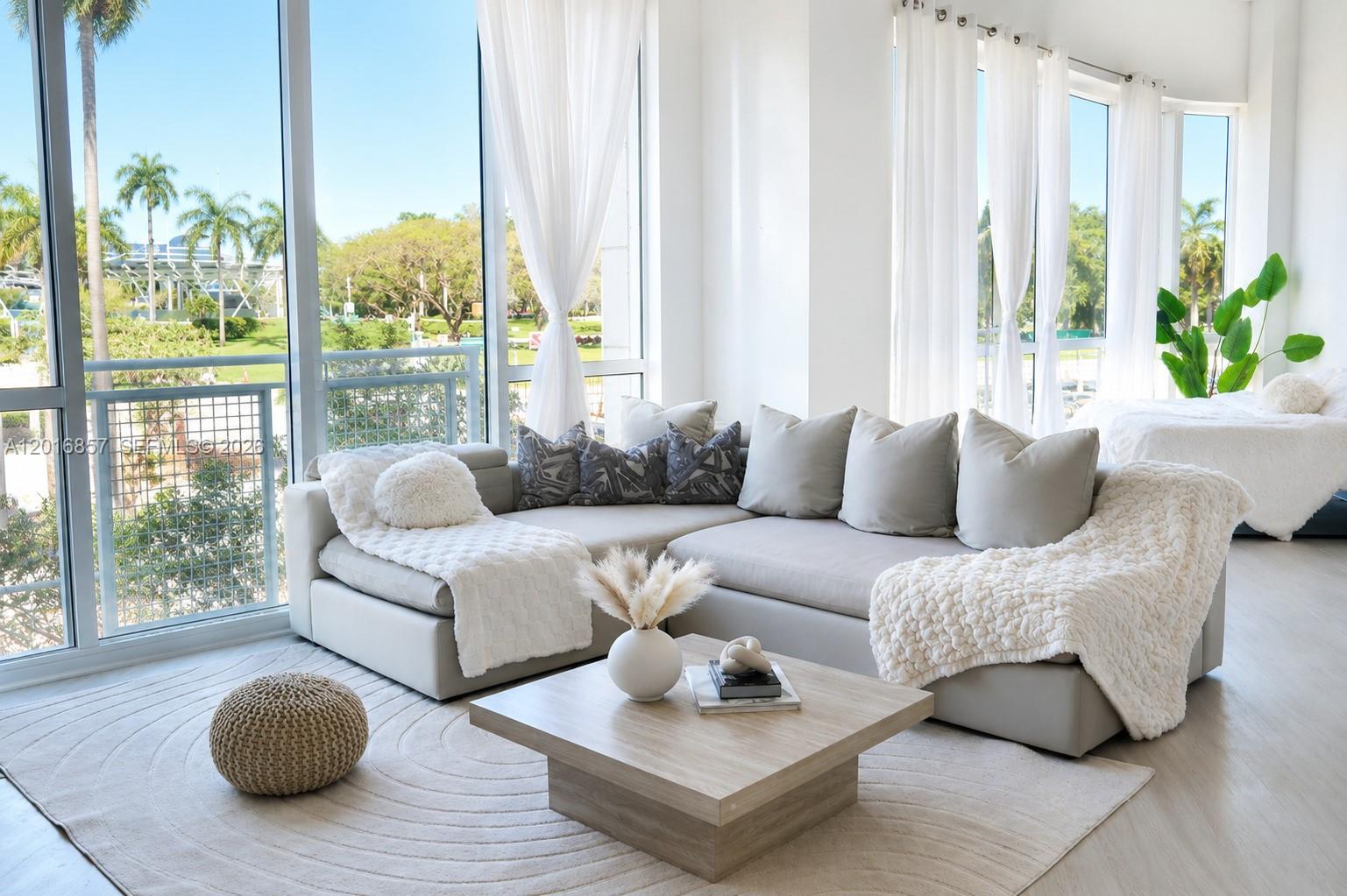 Vizcayne South Condo