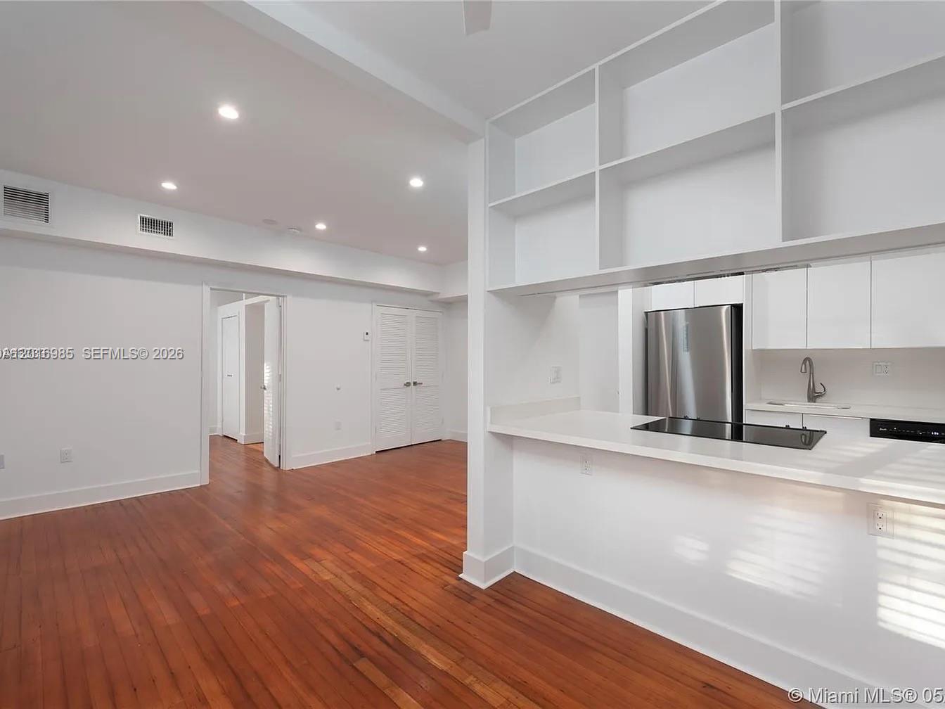 Property photo # 2