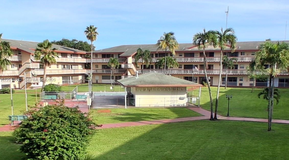 Beverly Hills Condo Numbe