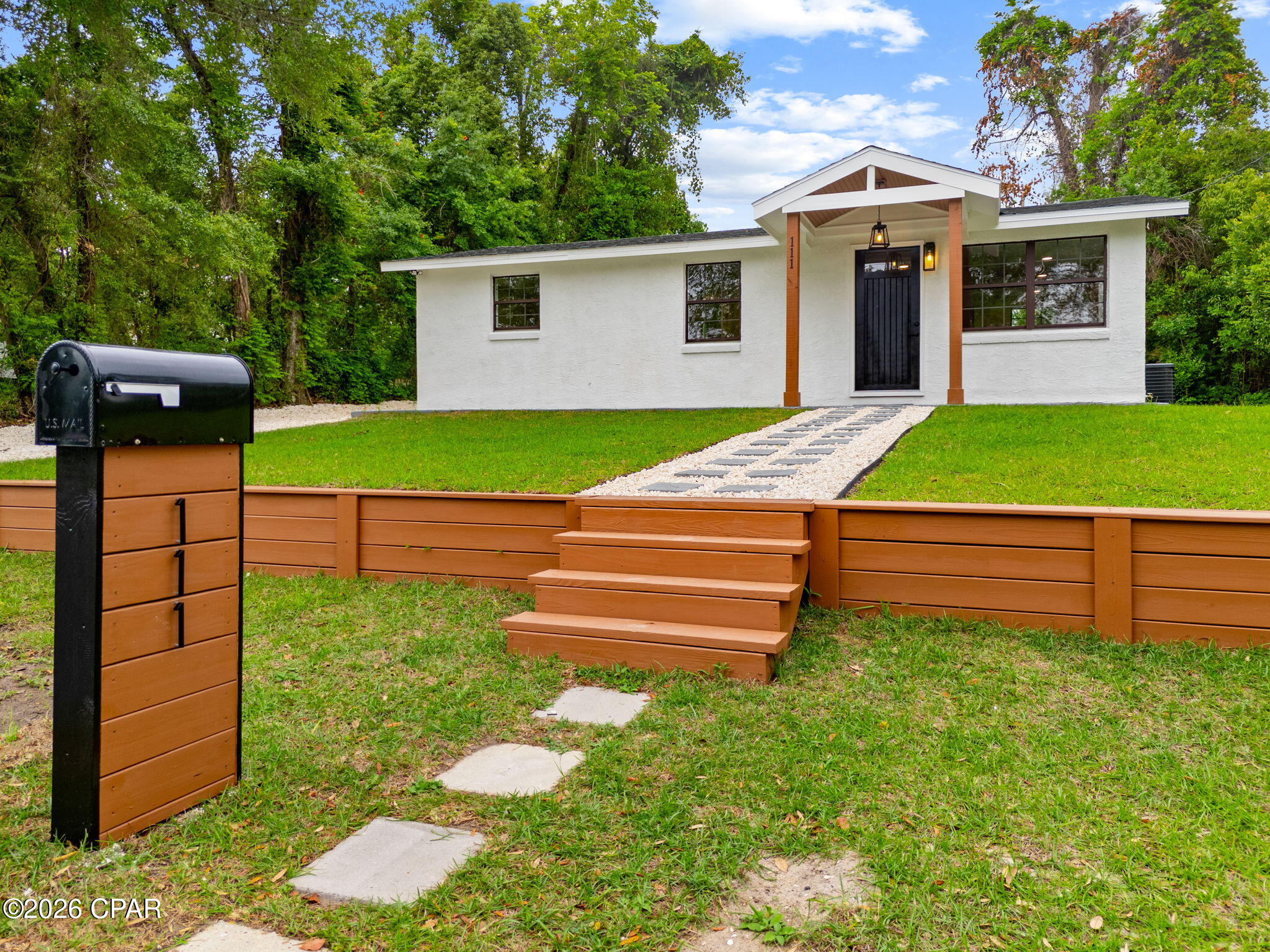 Image 1 For 111 Bayou Avenue