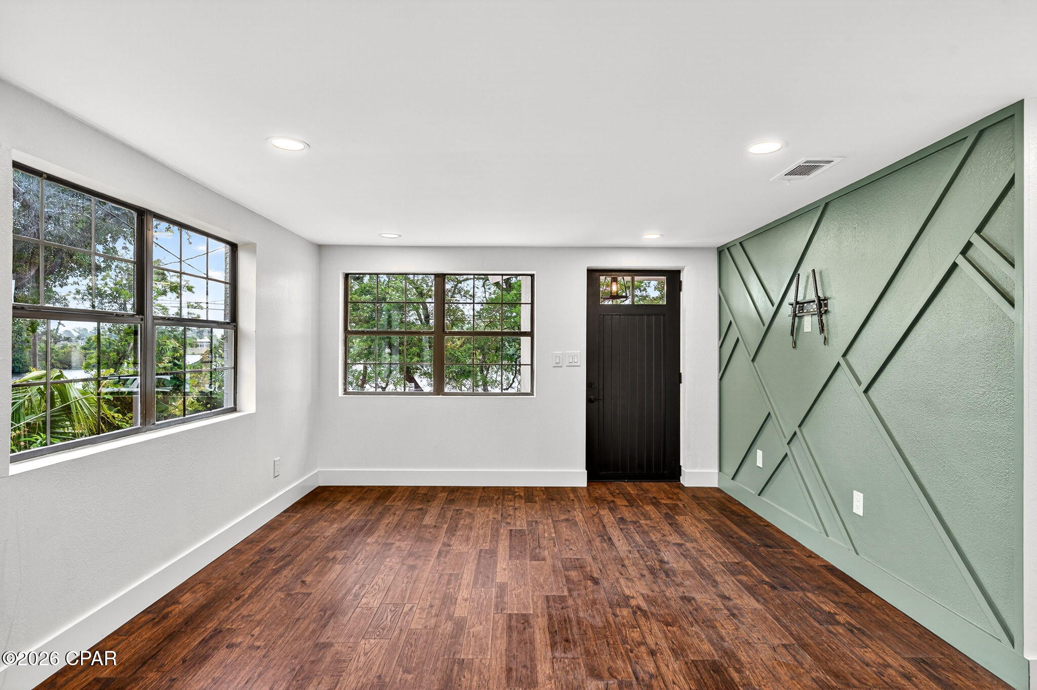 Image 7 For 111 Bayou Avenue