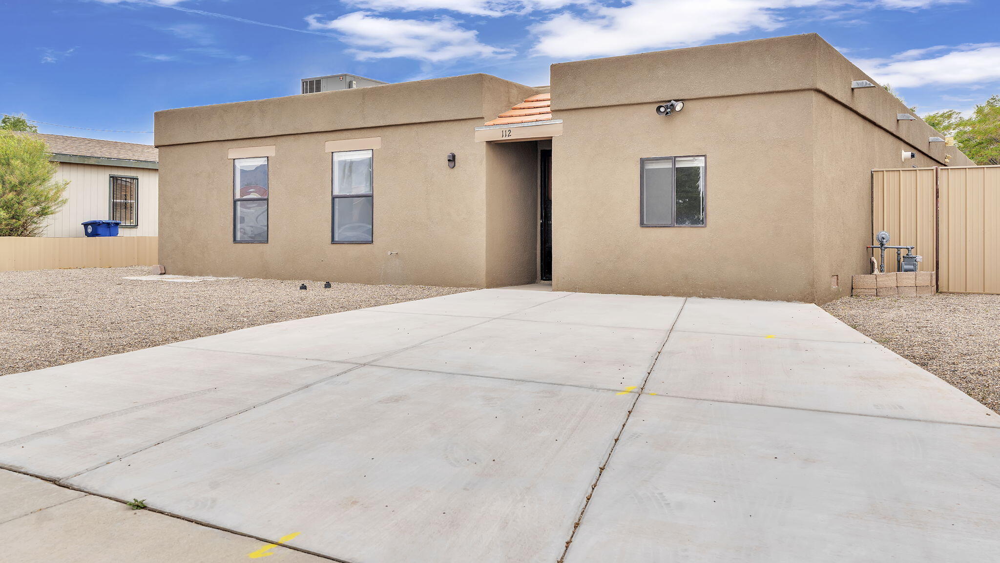 2nd image of 112 Hilton Ave Nw, Albuquerque, NM 87107 | MLS# 1103389