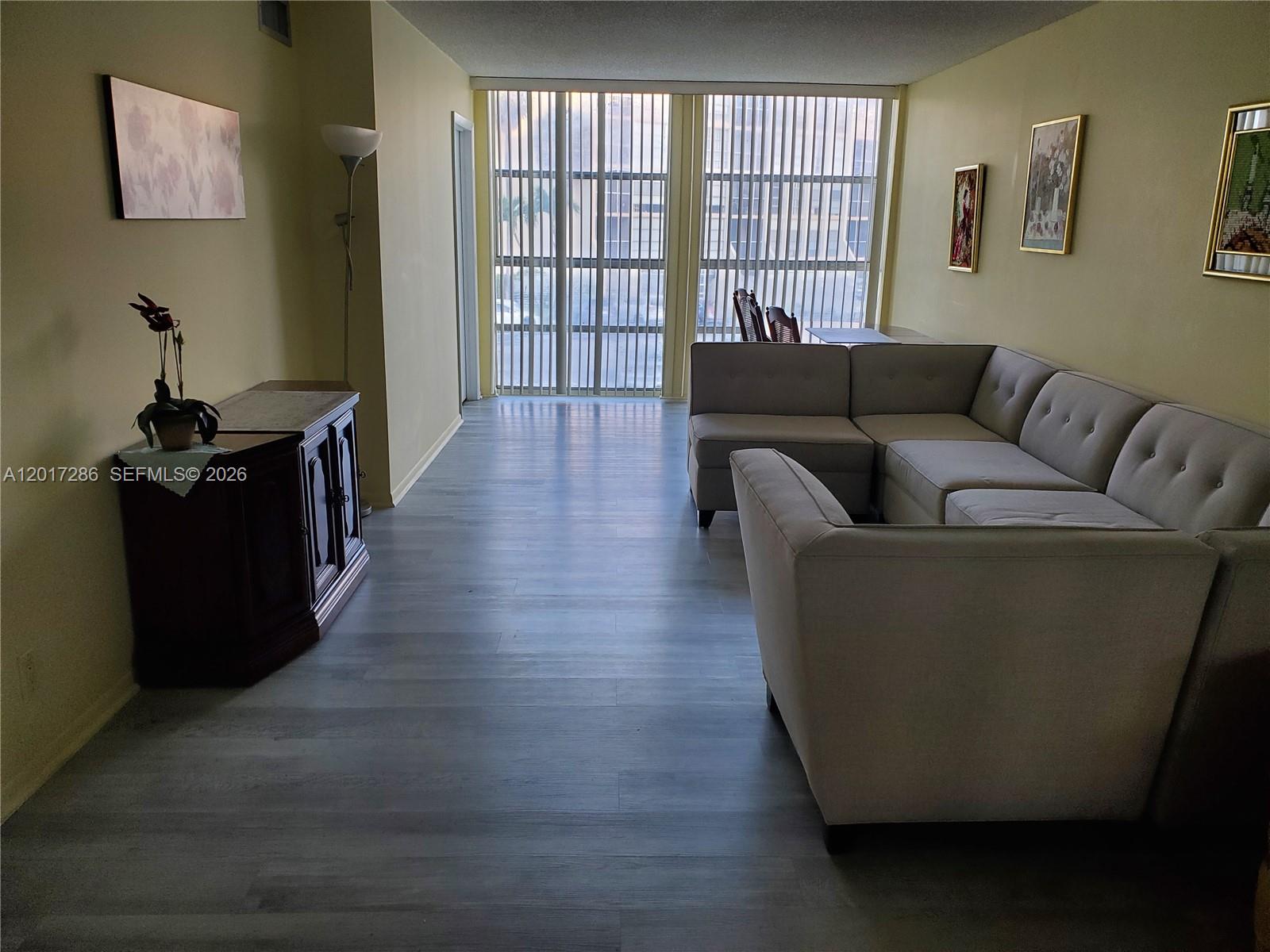 Desoto Park Condo