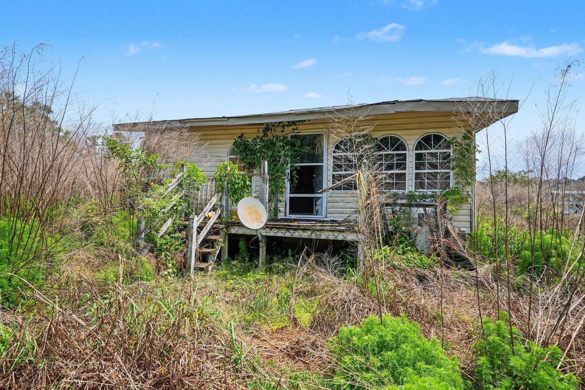 2149 Olive Dr. Green Sea, SC 29545