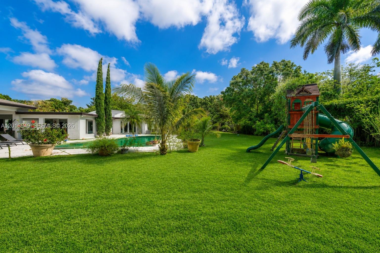 Homes for sale in Pinecrest, FL | 7650 Sw 128Th St, Pinecrest, FL 33156 | MLS# A12016949