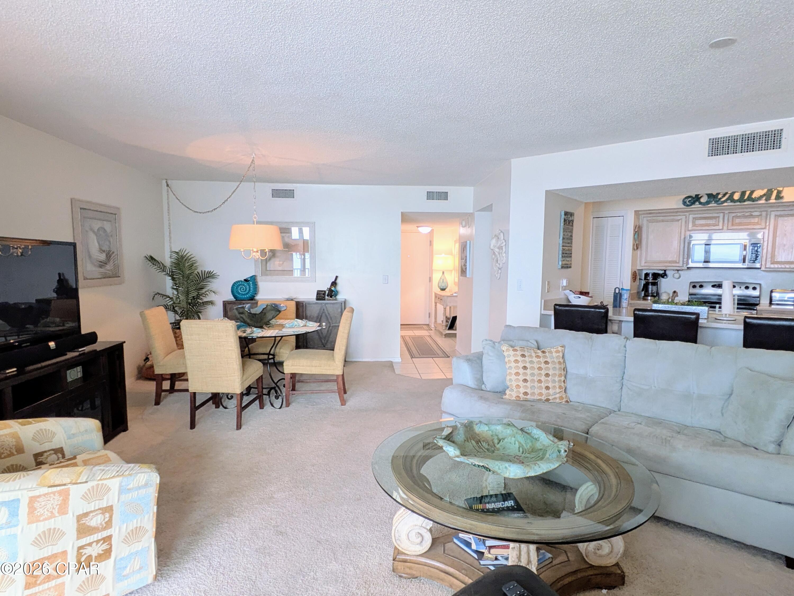 Image 7 For 7205 Thomas Drive E704