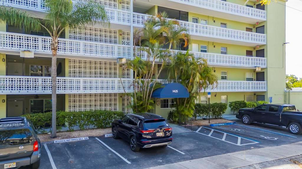 Santa Monica Condominium