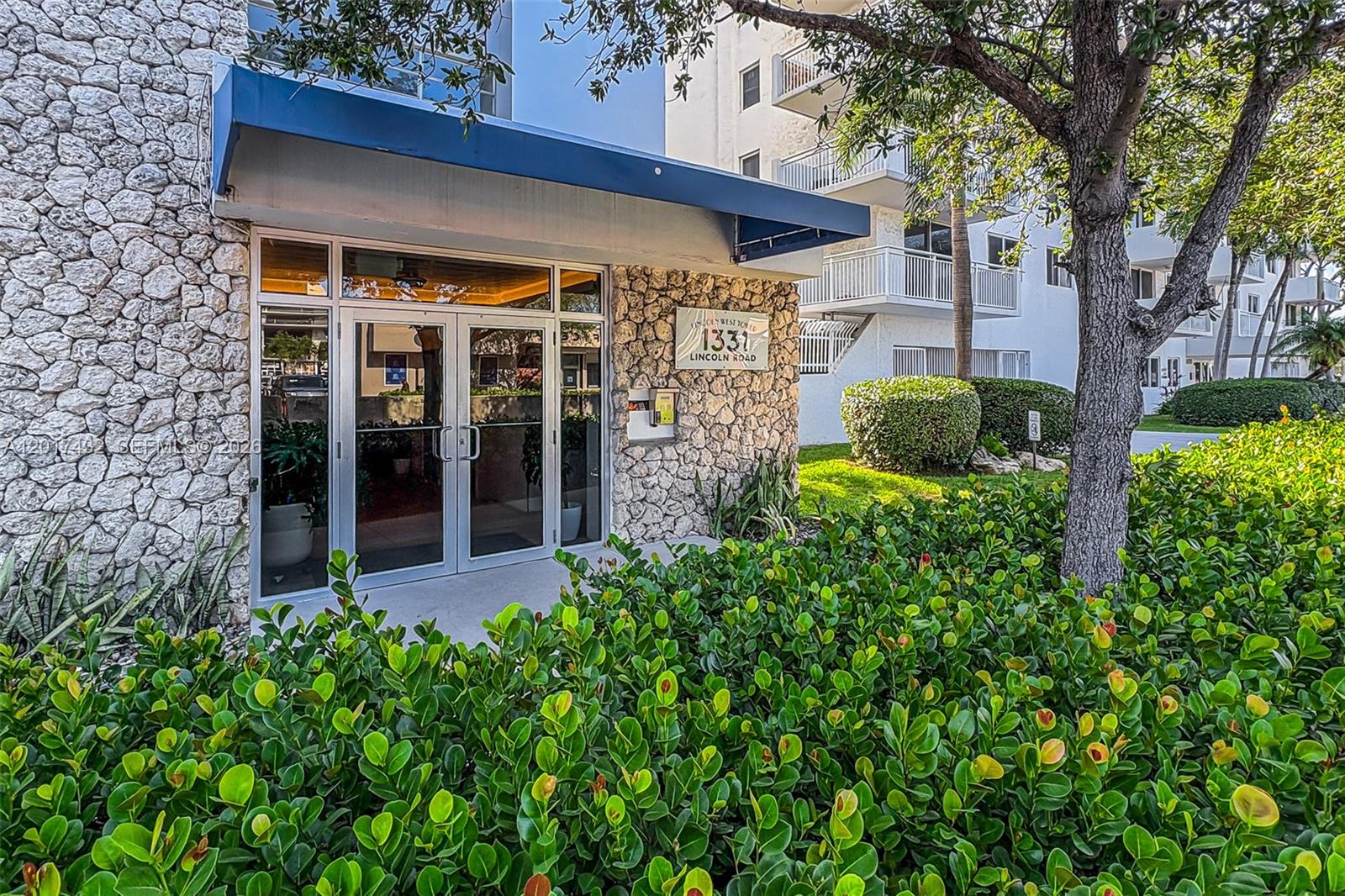 Lincoln West Towers Condo