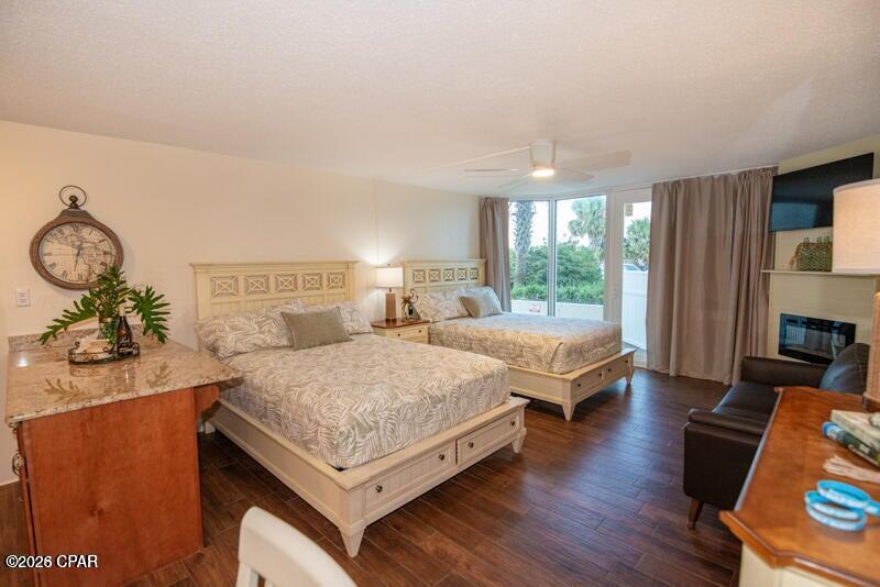 Image 12 For 8817 Thomas Drive A110