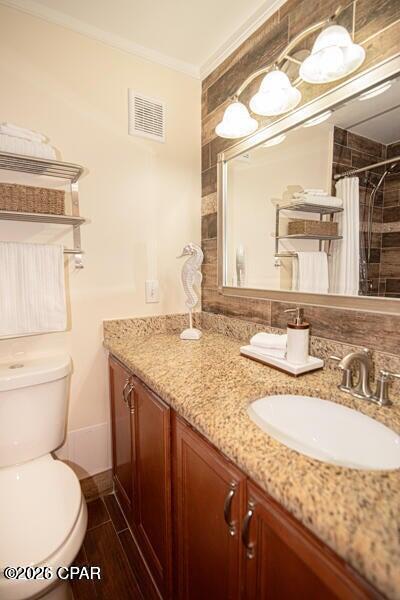 Image 16 For 8817 Thomas Drive A110