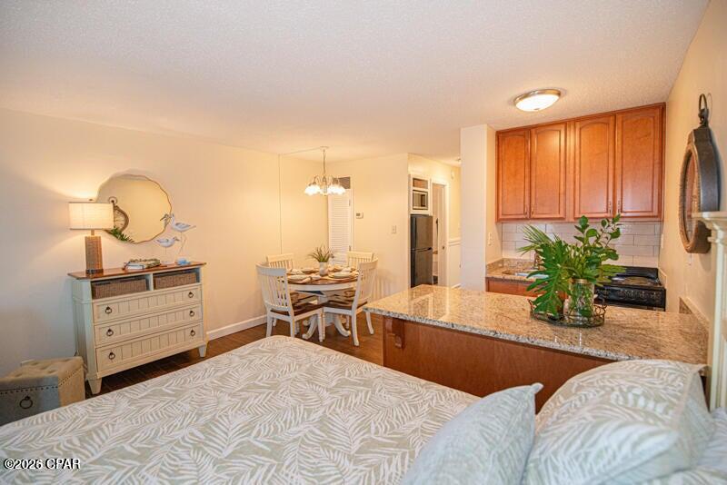 Image 30 For 8817 Thomas Drive A110