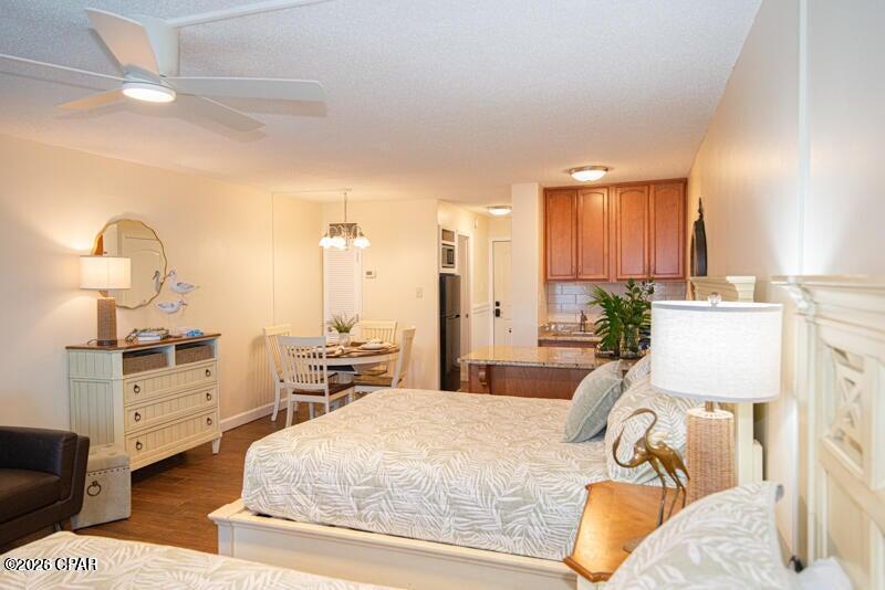 Image 31 For 8817 Thomas Drive A110