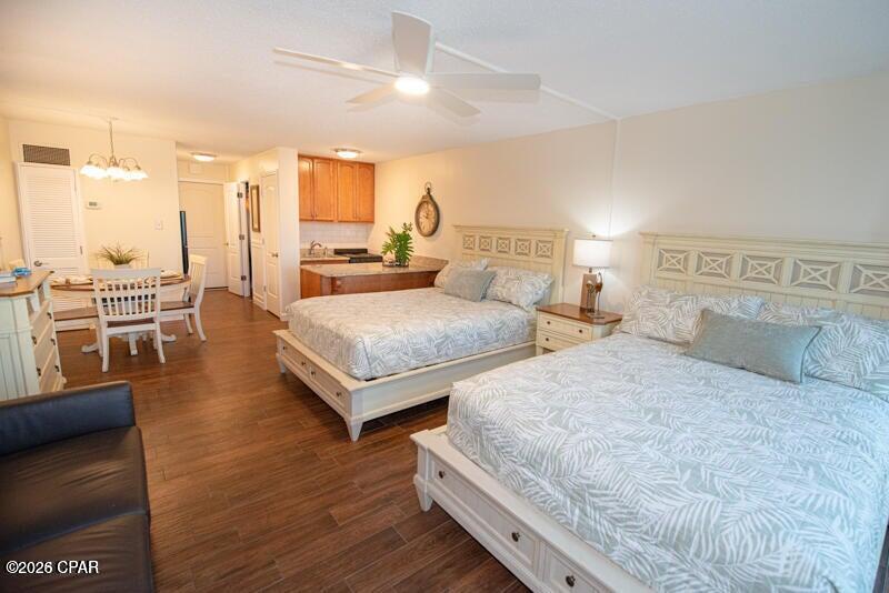 Image 34 For 8817 Thomas Drive A110