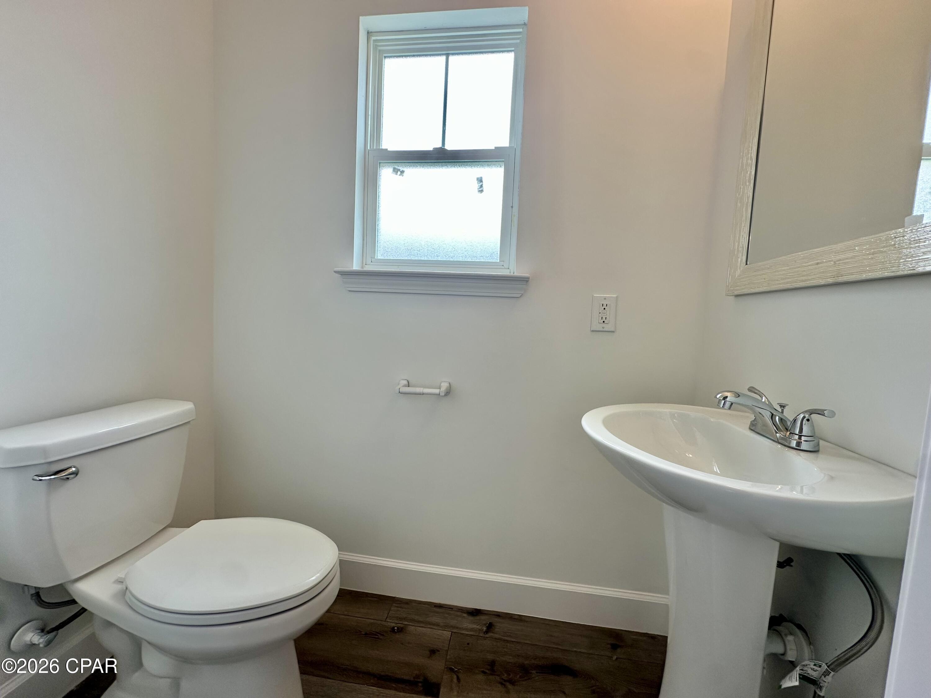 Image 12 For 628 Helen Avenue