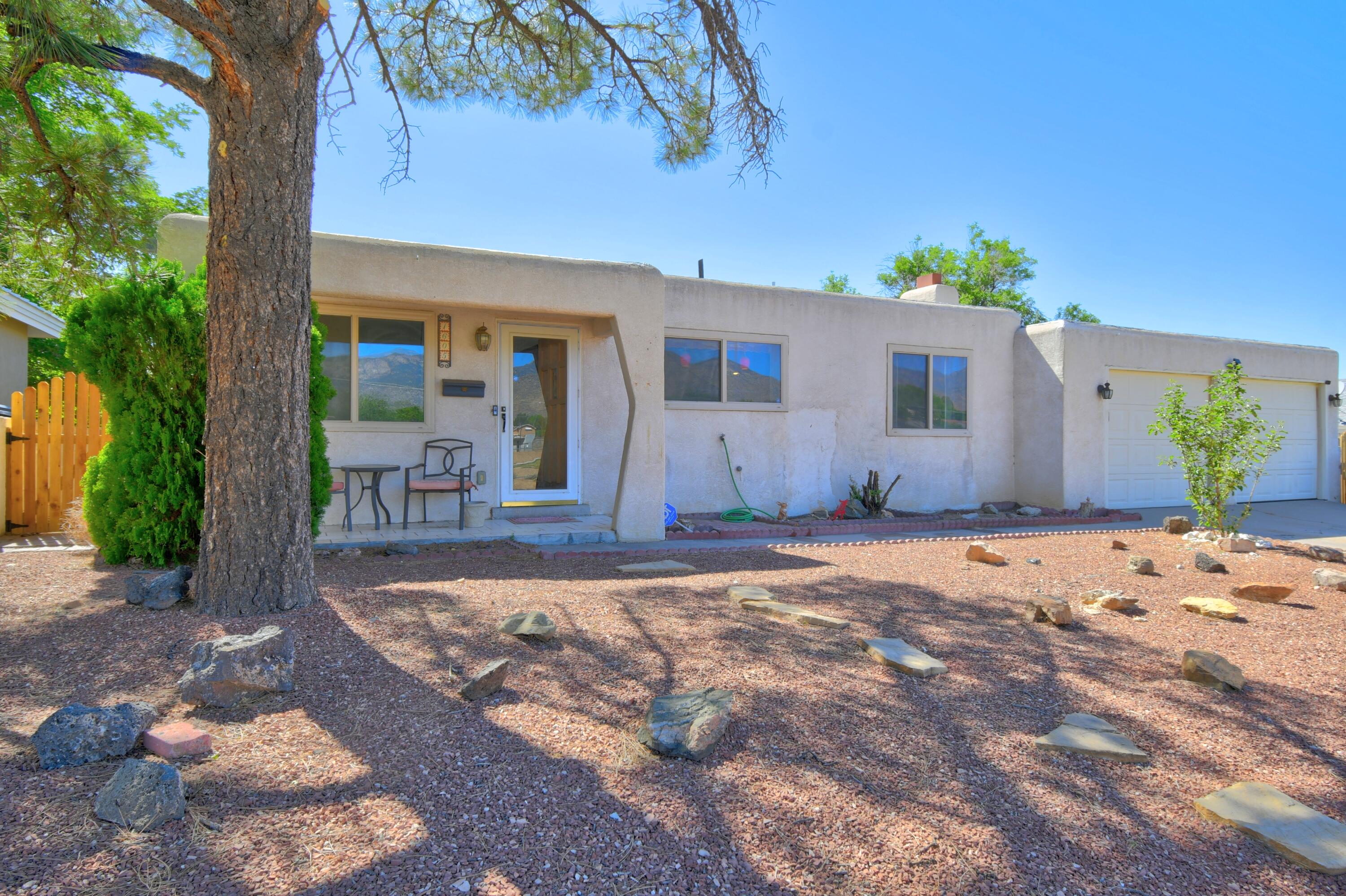 1605 Blume Street NE Albuquerque, NM 87112