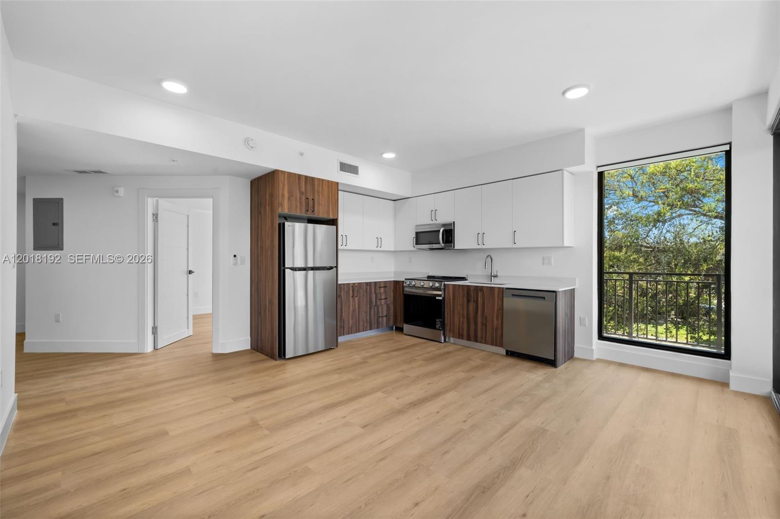 Property photo # 7