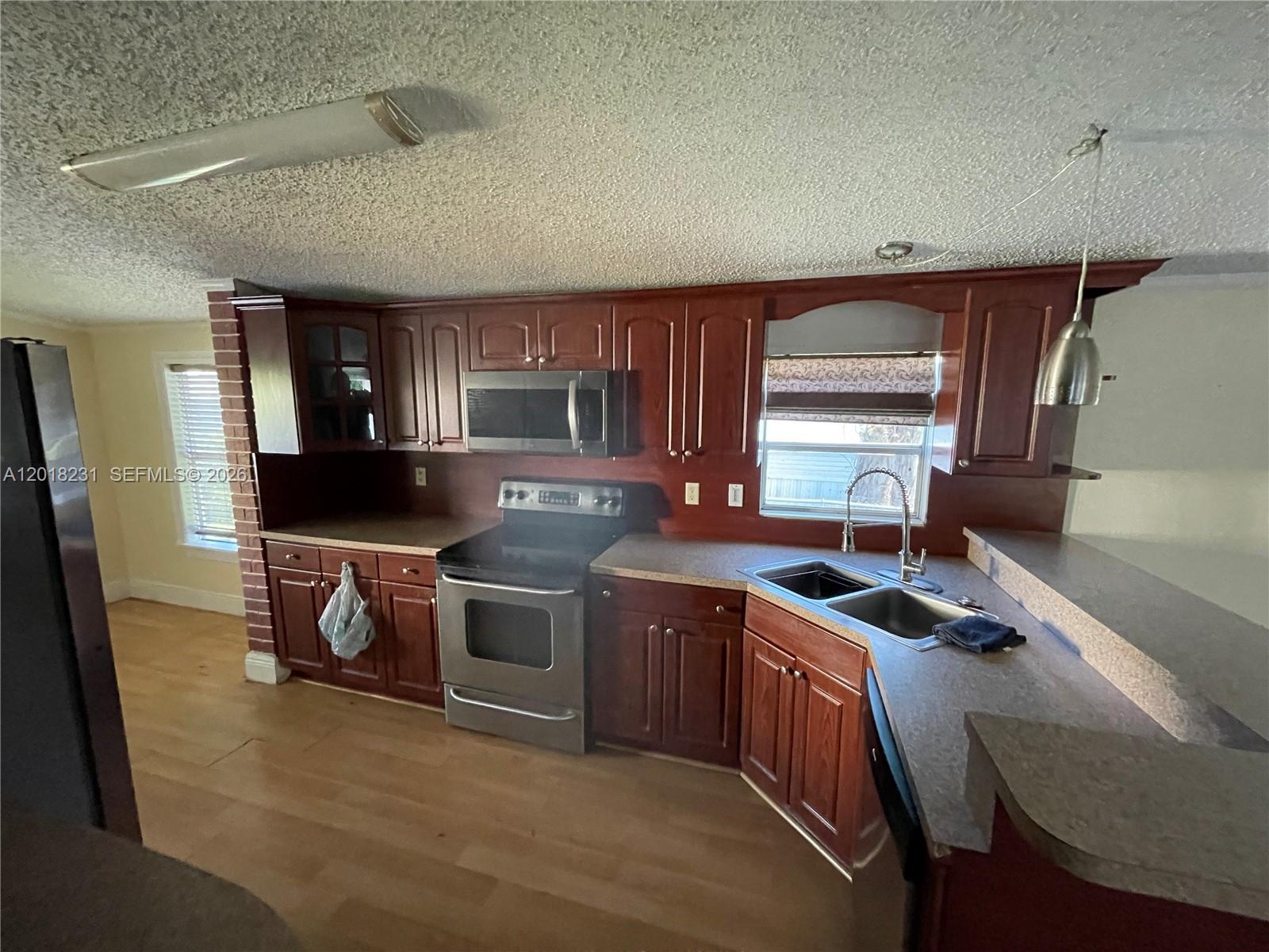 Property photo # 2