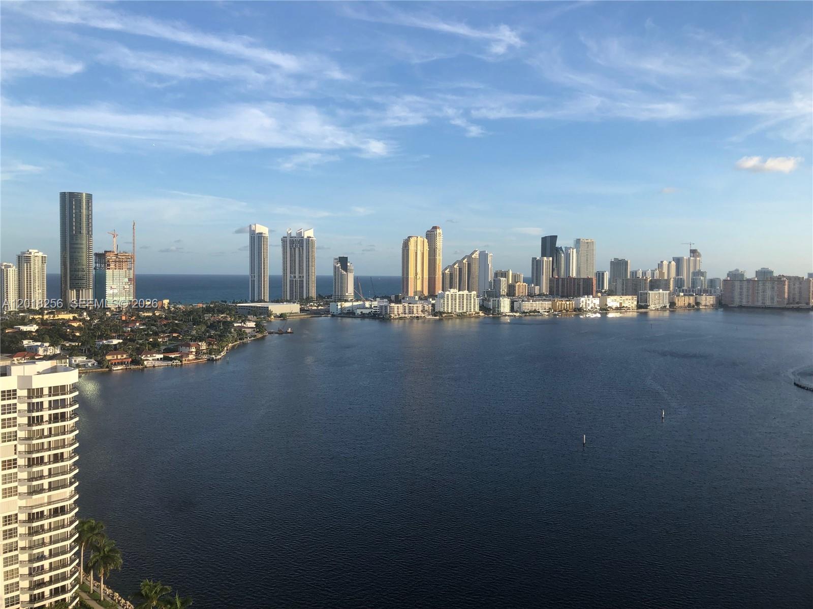 Mystic Pointe Tower 500 C