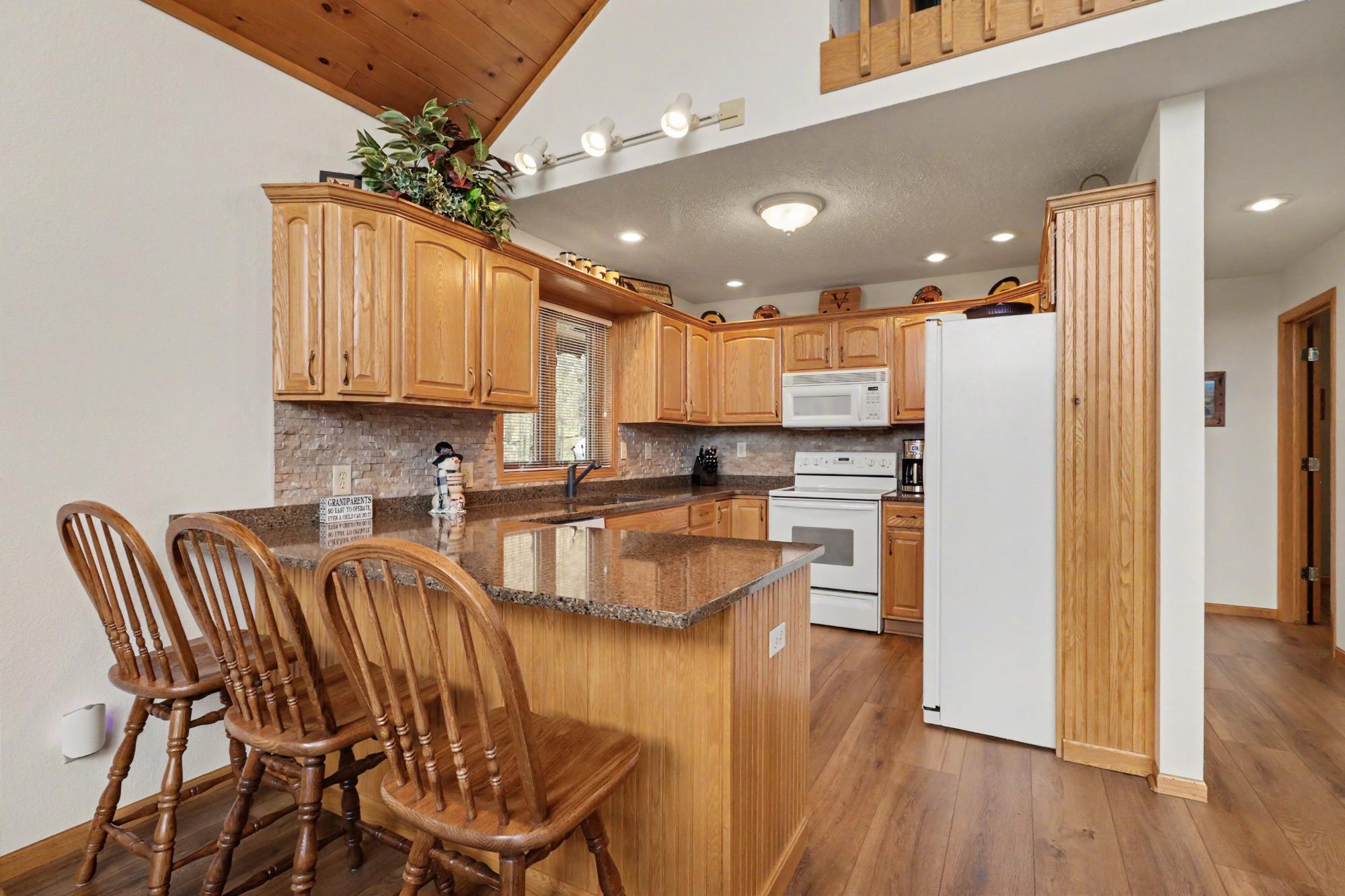 Spectacle Lake Property 1064 Nicolet Shores Ln Photo 13