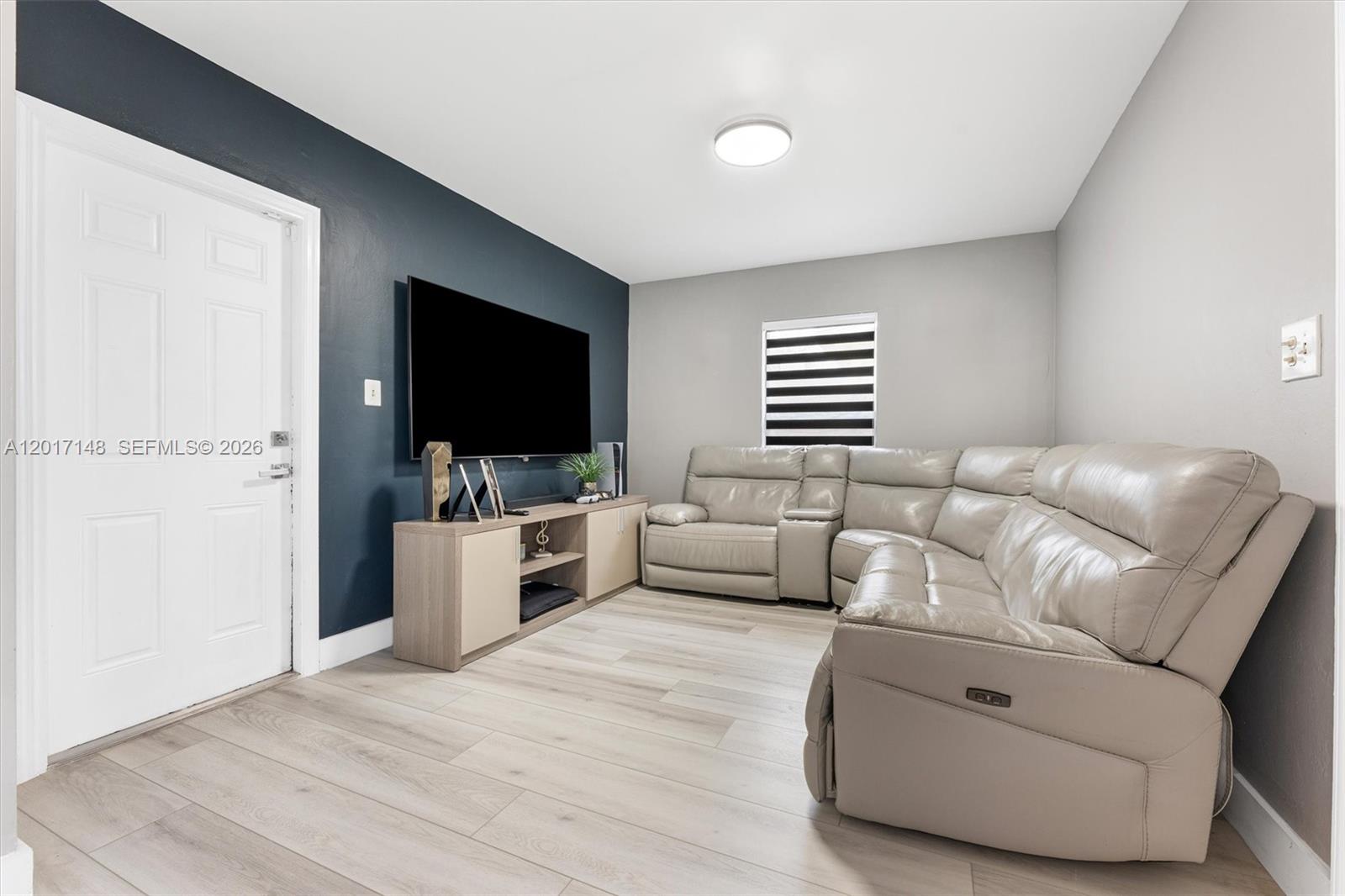 Property photo # 3