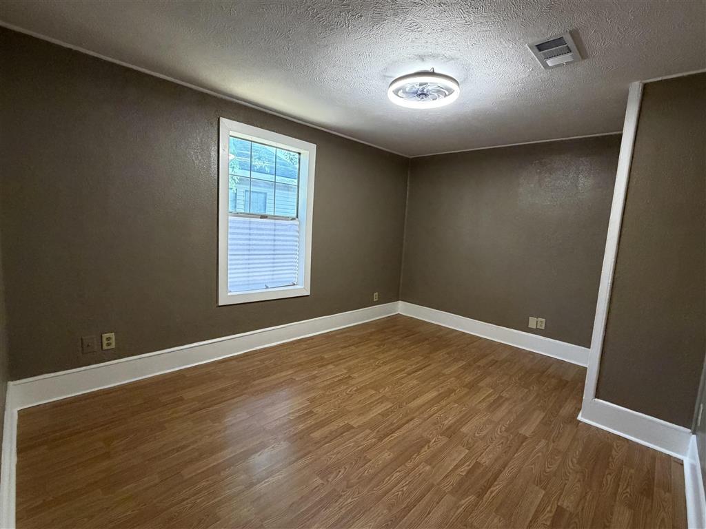 3206 Louisiana Ave Avenue — photo 4