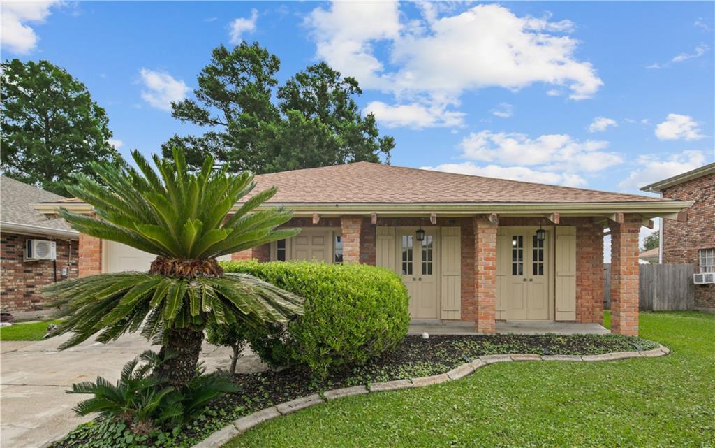 Single family home for sale at 4144 Bordeaux Dr, Kenner, LA 70065 | MLS# 2557340