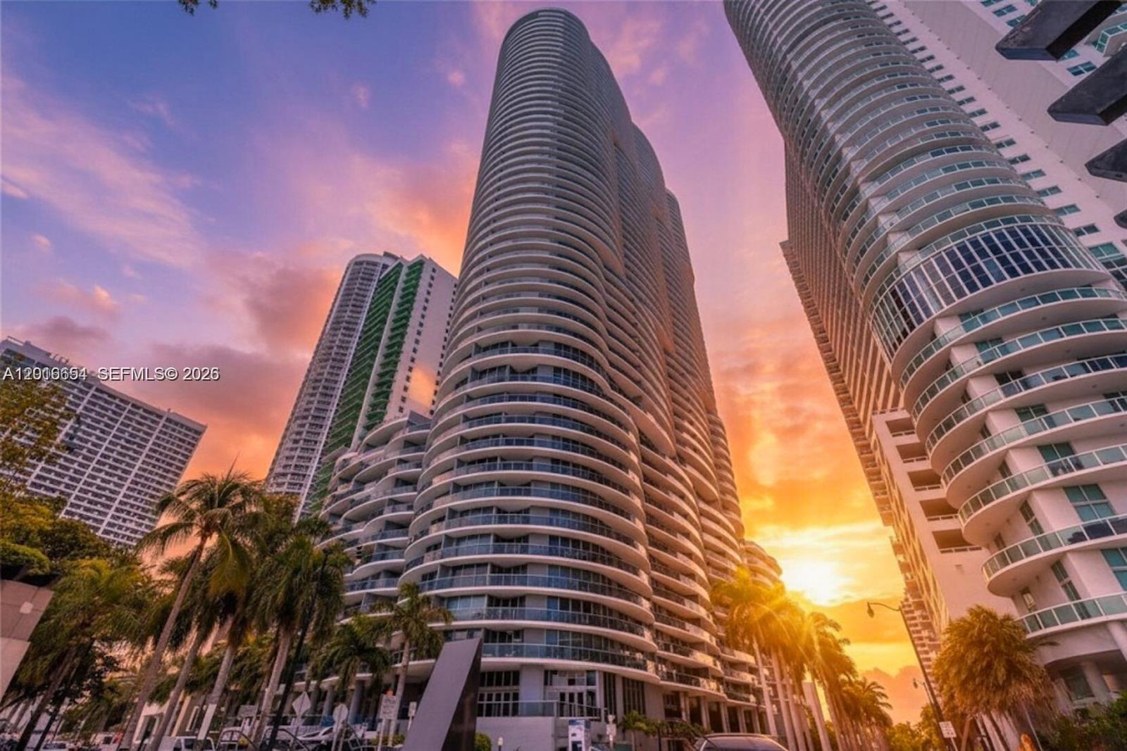 Aria On The Bay Condo