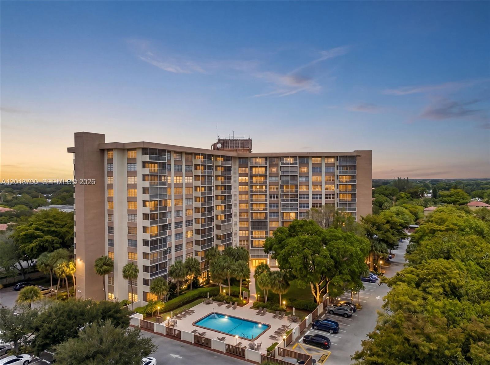 Country Club Tower Of Cor