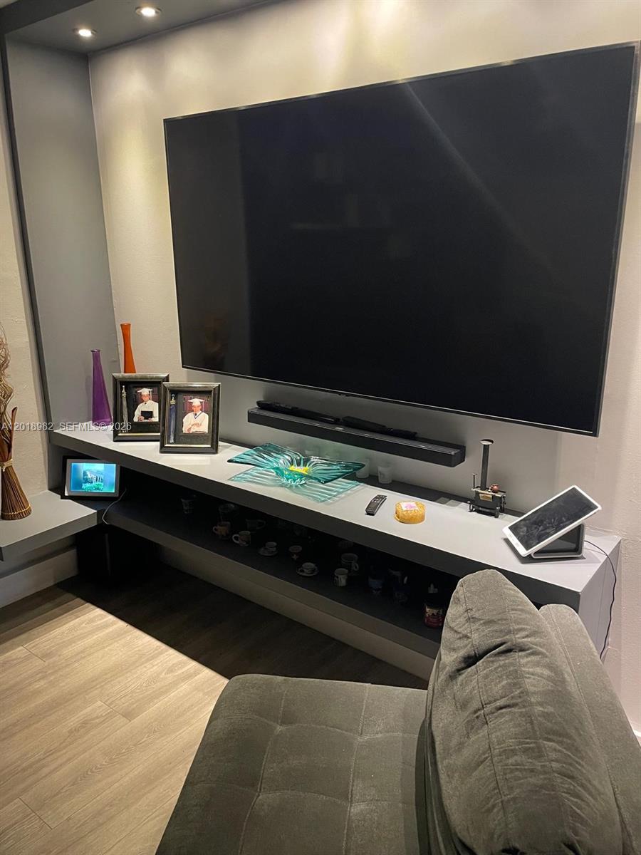 Property photo # 2