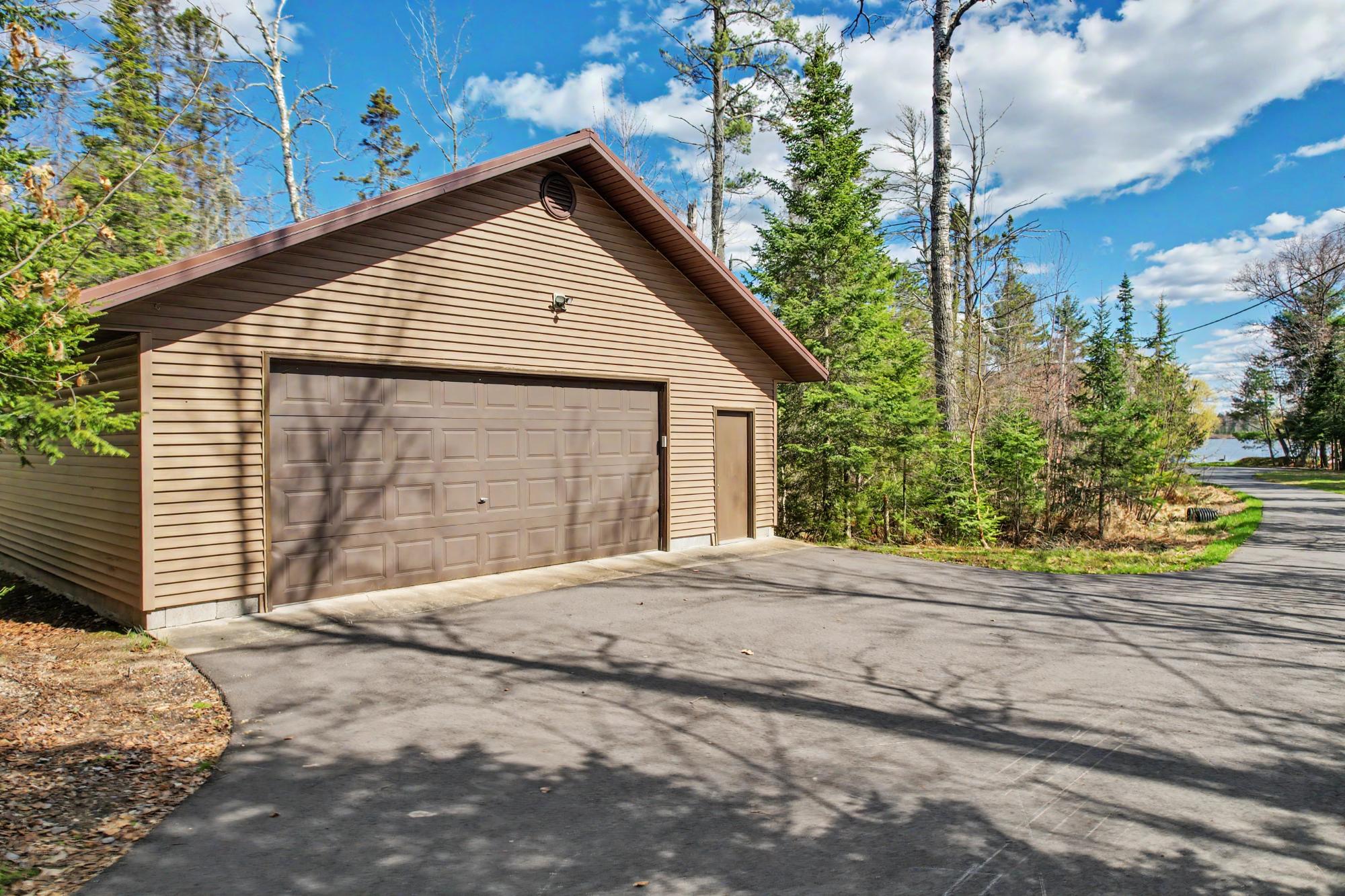 Pioneer Lake Property 3975 Church Rd Photo 29