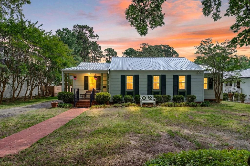 926 Palmetto St. Georgetown, SC 29440